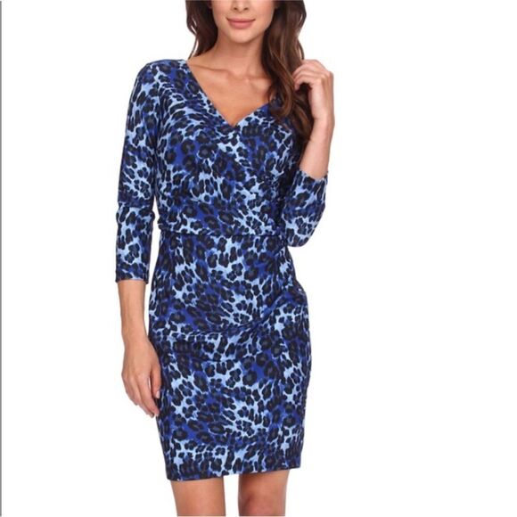 NYDJ | Blue & Black Animal Print Surplice 3/4 Sleeve Mini Dress Women’s Size 0 - Picture 1 of 9